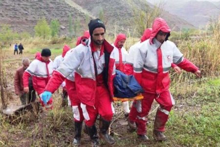 مرد ۷۱ ساله مهابادی بخاطر جمع آوری گیاهان کوهی جان باخت