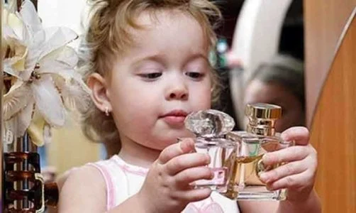 بوی عطر برای نوزاد ضرر دارد