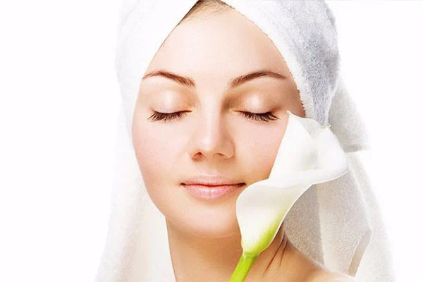 &nbsp;بهترین روش برای پاکسازی پوست صورت؛ مراقبتی برای پوستی درخشان
