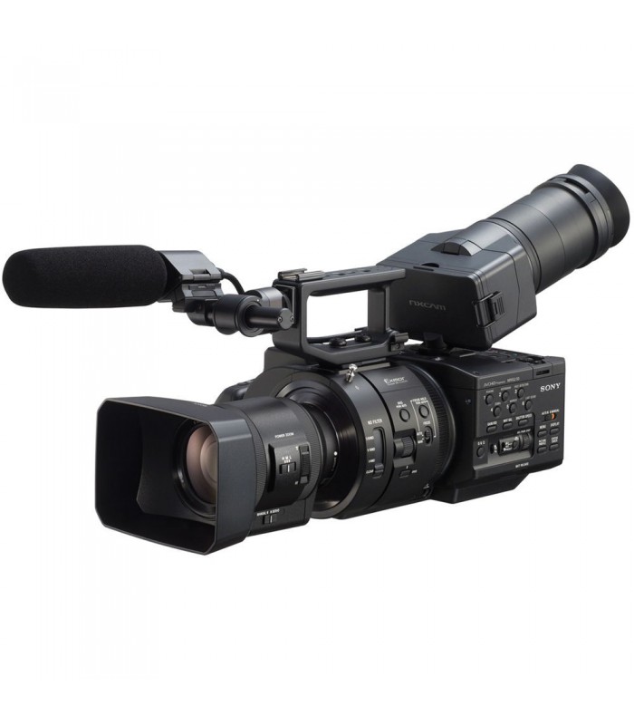 برسی Sony NEX-FS700R Super 35 Camcorder with 18-200mm f/3.5-6.3 PZ OSS Lens