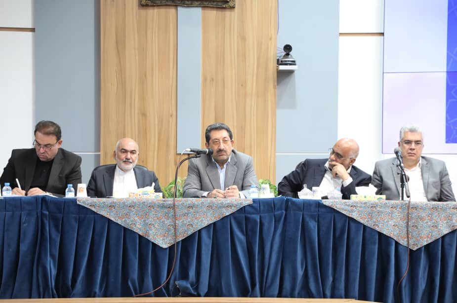 وزیر صمت: اقدامات بزرگ صنعتگران خوزستان، نویدبخش آینده‌ای روشن برای استان است