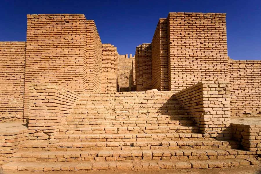چرا چغازنبیل یکی از عجایب ایران باستان است؟